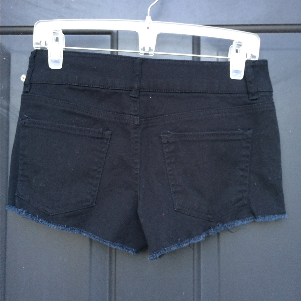 Black Mid Rise‎ Shorts - Picture 2 of 4
